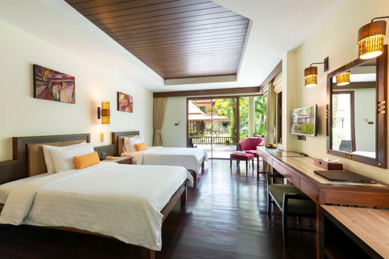 Khaolak Bayfront Resort Takuapa Exterior foto